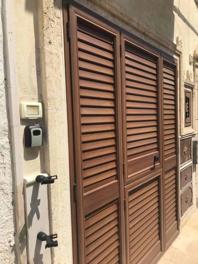 La Dimora Nel Sottano Alla Strada ポリニャーノ・ア・マーレ エクステリア 写真